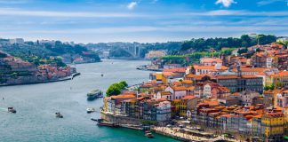 Top 5 trải nghiệm thú vị cho khách du lịch Porto Bồ Đào Nha 